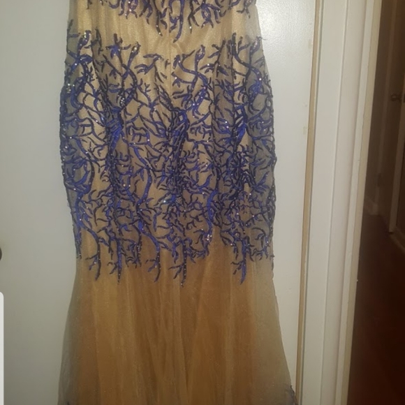 Prom formal dress - Picture 3 of 3